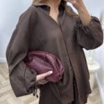 Šokoladinis komplektas su šortais.