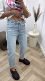 Džinsai Mom Fit Light Blue - Image 4