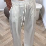 Kelnės Silk White