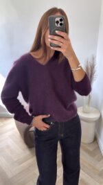 Megztinis Lana Purple V Neck