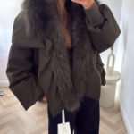 Pūkinė striukė khaki